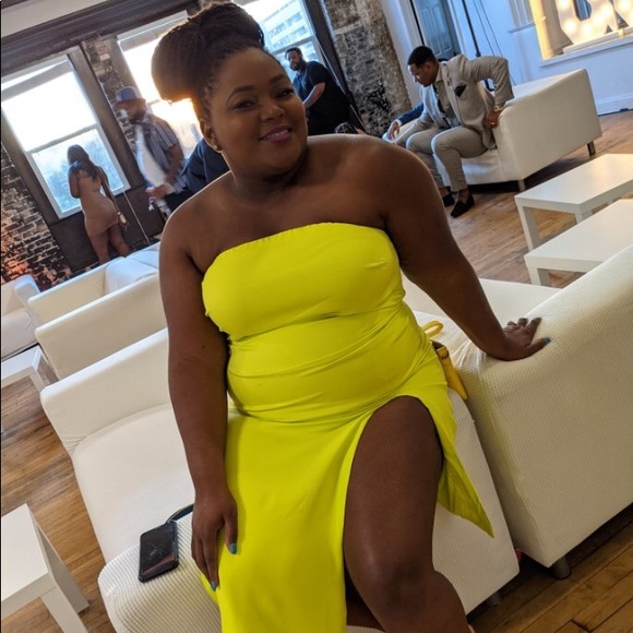 Meet your Posher, Ashley - Picture 1 of 2